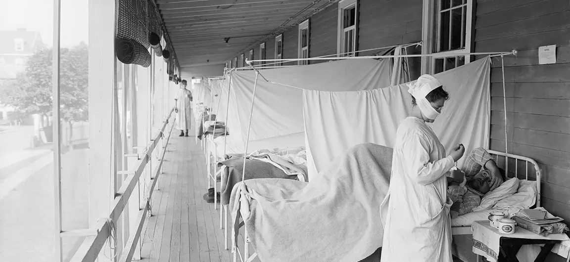 A photograph of Walter Reed Hospital flu ward during the Spanish Flu epidemic of 1918-19, in Washington DC.